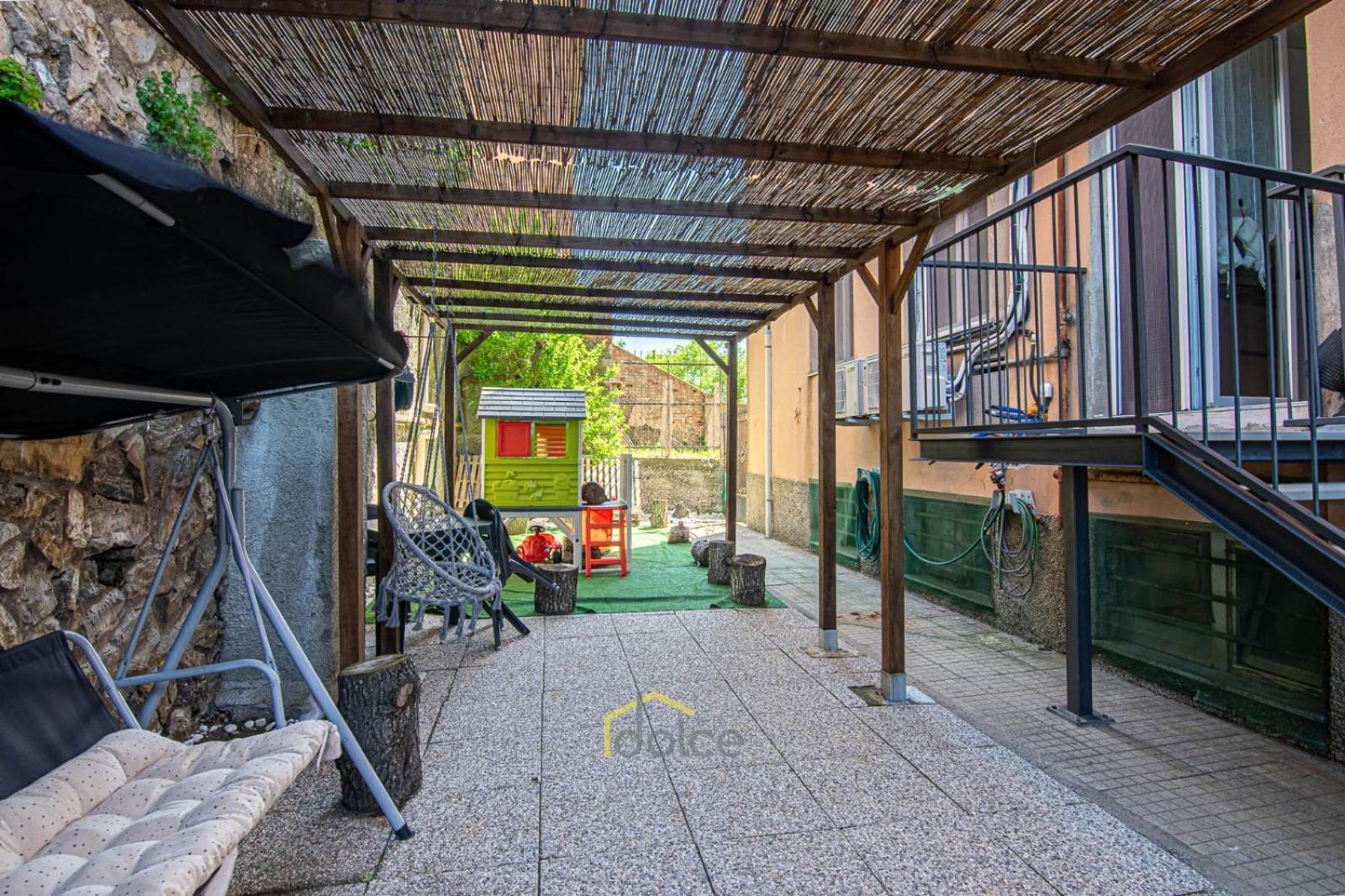 Apartment Jn House *